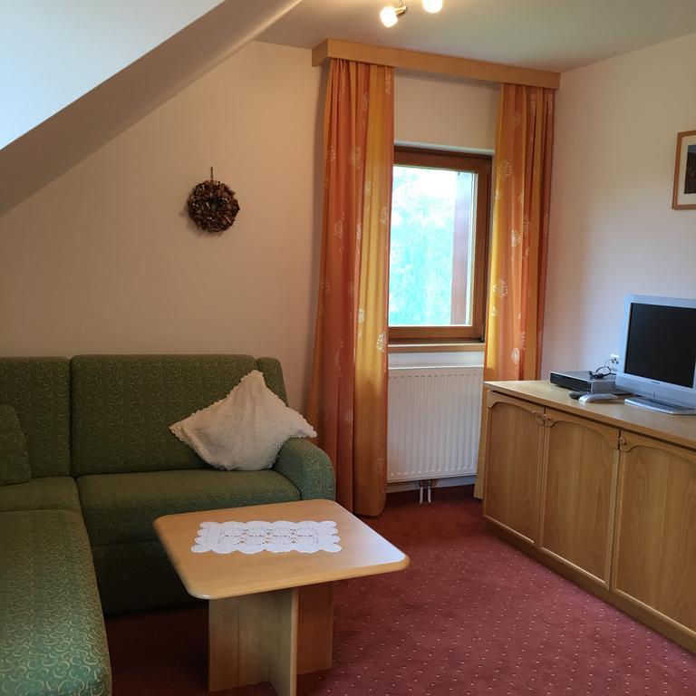 Stainach Gasthof Dachsteinblick מראה חיצוני תמונה